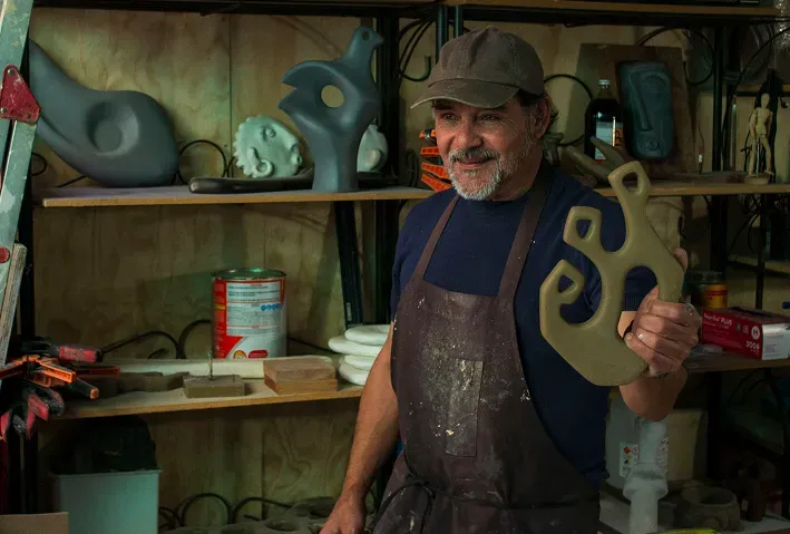 César en su taller